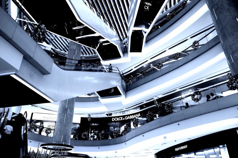 ion orchard escalators, Singapore