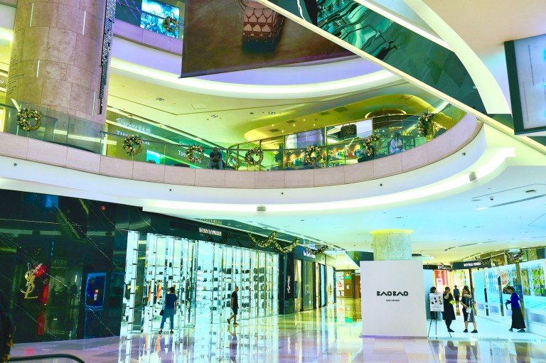 ion orchard interior, singapore